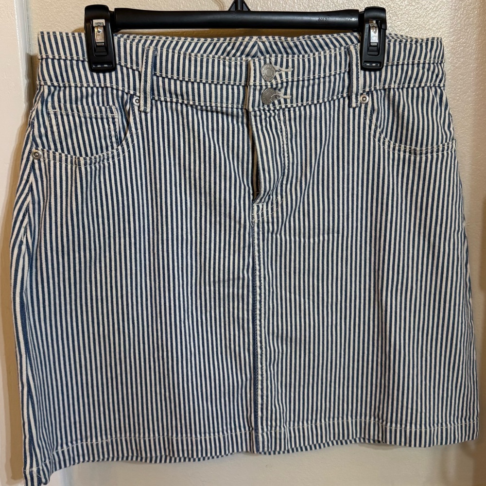 Maurices Navy and White Striped Mini Skirt - Picture 3 of 7